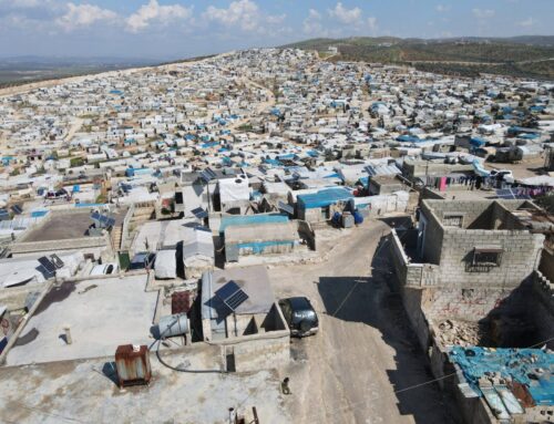 مخيمات إدلب: من حلم العودة إلى تأسيس عشوائيات دائمة