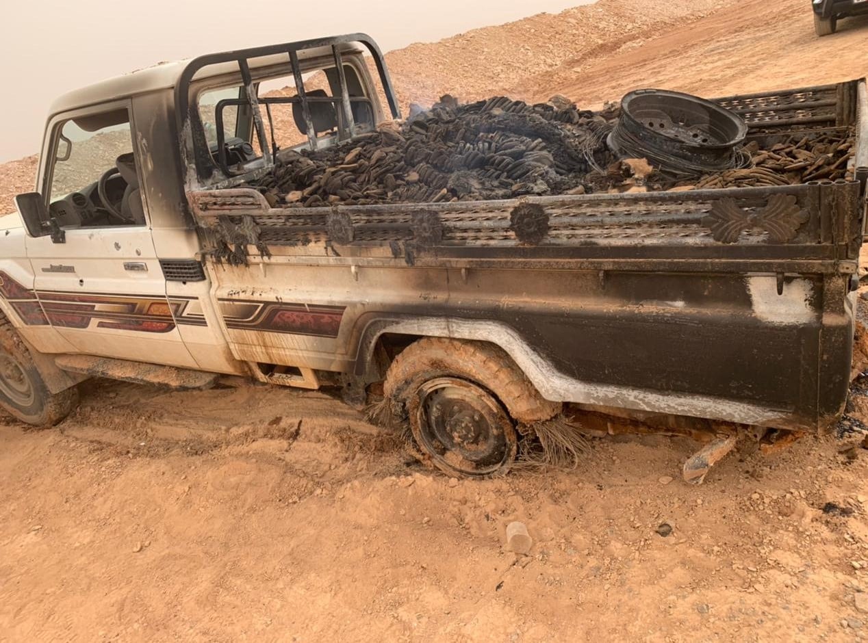 مركبة كانت محملة بكميات من المخدرات تم استهدافها من القوات المسلحة الأردنية أثناء محاولة عبورها من الأراضي السورية، 24/ 03/ 2021، (القوات المسلحة الأردنية)
